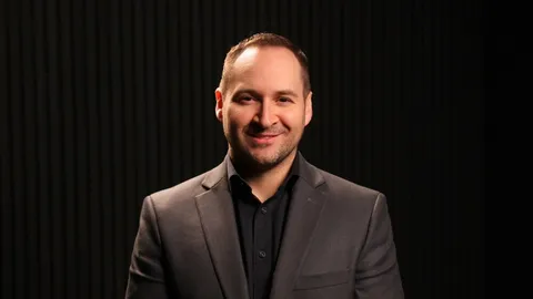 Andrey Shuvarikov, Associate Pastor